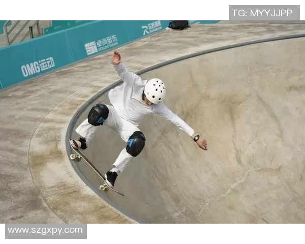 北京滑板队在滑板节奏排行榜中荣获第十名展现实力与风采 北京滑板队在滑板节奏排行榜中荣获第十名展现实力与风采