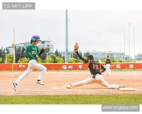 杭州极限运动队区域防守策略解析与热点运动发展趋势探讨 杭州极限运动队区域防守策略解析与热点运动发展趋势探讨