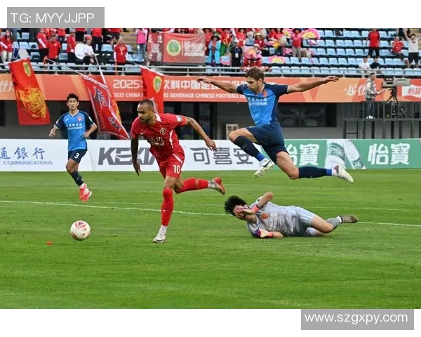 武汉排球队战术解析:从基本功到战术配合的全面剖析与展望 武汉排球队战术解析:从基本功到战术配合的全面剖析与展望