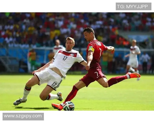 克罗斯的足球之路：从青训小将到世界顶级中场的传奇旅程