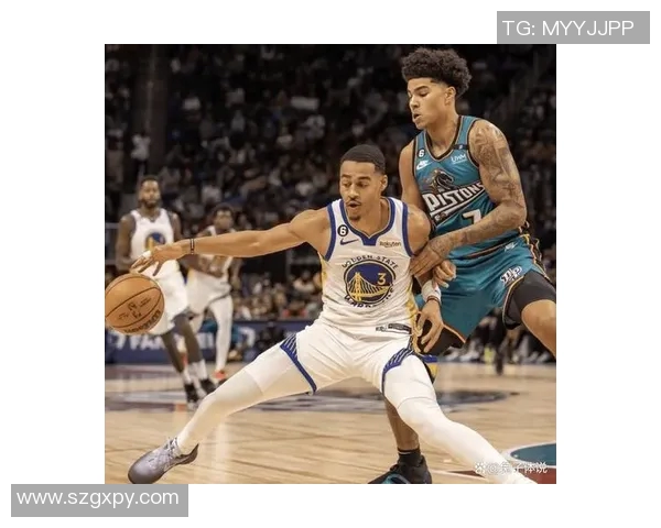 勇士与国王激战正酣视频直播带你感受篮球魅力与激情瞬间