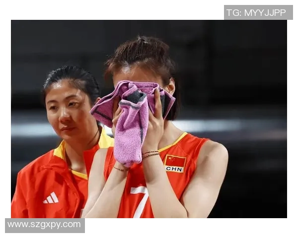 赫尔城与利兹激战正酣比分揭晓引发球迷热议